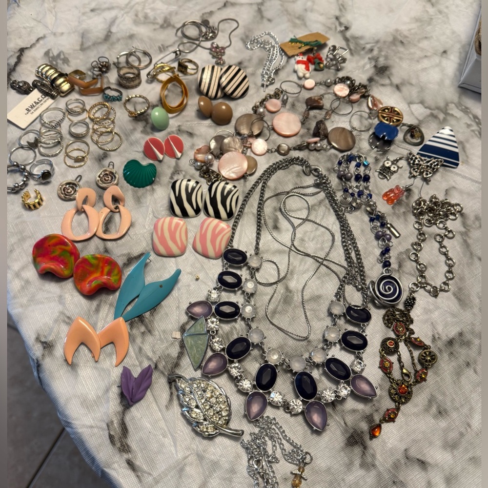 NFS gone!! Jewelry Lot #1 AS IS